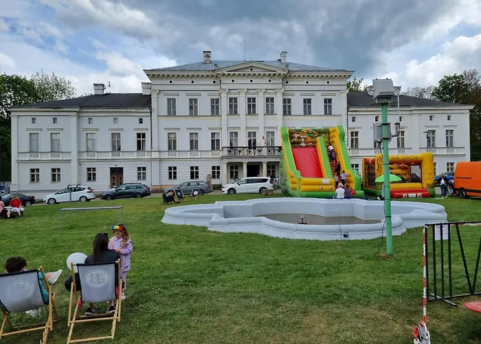 Jedlinka A Apartment *